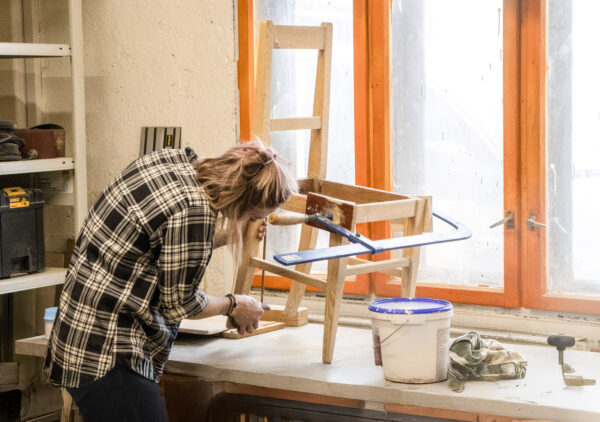 Kurz renovace dřevěného nábytku